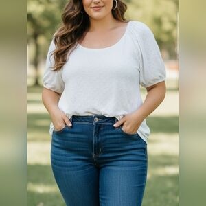 Ava & Viv Cream Eyelet Blouse Pit28 L31